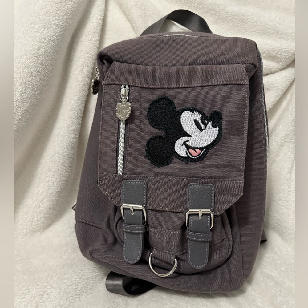 Disney Pin Trading Collectors Mickey Mouse Crossbody Sling Bag